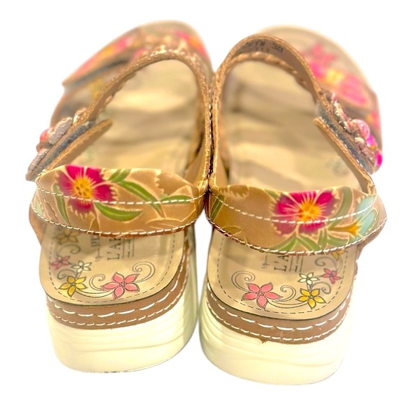 L'Artiste Brissa Sandals- Grey/Multicolor Butterfly Floral Print Women’s Sandals - Picture 11 of 16